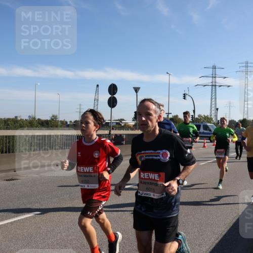03.10.2025 - Köhlbrandbrückenlauf Julia Fischer http://msf.ph/oto/8999367 03.10.2025 12:12:06 Position 3 4150, 6015 meine-sportfotos.de