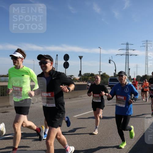 03.10.2025 - Köhlbrandbrückenlauf Julia Fischer http://msf.ph/oto/8999389 03.10.2025 12:12:13 Position 3 6519, 6520, 4111, 5669 meine-sportfotos.de