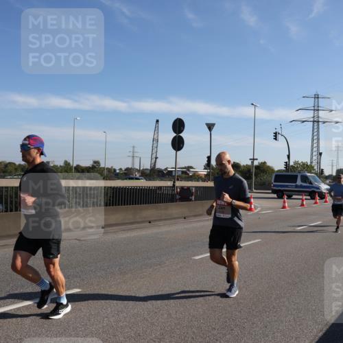 03.10.2025 - Köhlbrandbrückenlauf Julia Fischer http://msf.ph/oto/8999414 03.10.2025 12:12:20 Position 3  meine-sportfotos.de