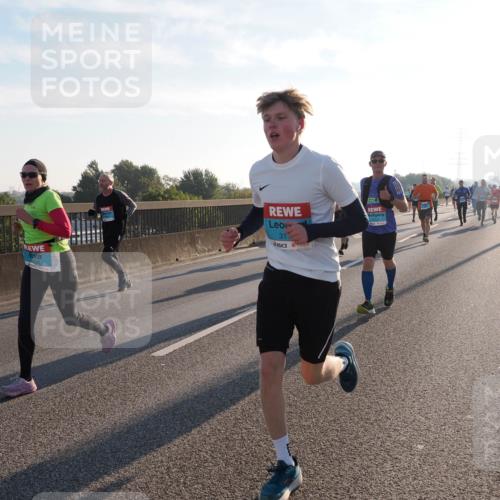 03.10.2025 - Köhlbrandbrückenlauf Fabian Wolf http://msf.ph/oto/8999461 03.10.2025 09:16:40 Position 3 31, 1415 meine-sportfotos.de