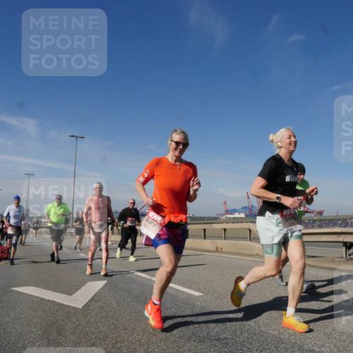 03.10.2025 - Köhlbrandbrückenlauf Matties Gatica Varas http://msf.ph/oto/8999485 03.10.2025 12:52:23 Position 2 6413, 6186 meine-sportfotos.de
