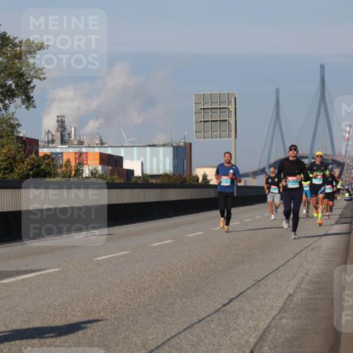 03.10.2025 - Köhlbrandbrückenlauf Luisa Fischer http://msf.ph/oto/8999498 03.10.2025 10:41:10 Position 3  meine-sportfotos.de