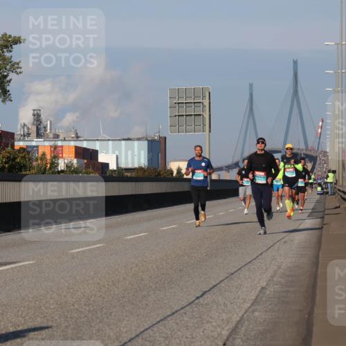 03.10.2025 - Köhlbrandbrückenlauf Luisa Fischer http://msf.ph/oto/8999504 03.10.2025 10:41:10 Position 3  meine-sportfotos.de
