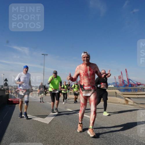 03.10.2025 - Köhlbrandbrückenlauf Matties Gatica Varas http://msf.ph/oto/8999520 03.10.2025 12:52:25 Position 2 6188, 118 meine-sportfotos.de
