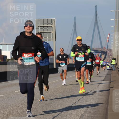 03.10.2025 - Köhlbrandbrückenlauf Luisa Fischer http://msf.ph/oto/8999561 03.10.2025 10:41:14 Position 3 1019, 5, 1055 meine-sportfotos.de
