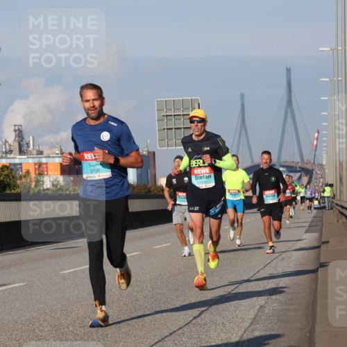03.10.2025 - Köhlbrandbrückenlauf Luisa Fischer http://msf.ph/oto/8999591 03.10.2025 10:41:16 Position 3 3756, 1055 meine-sportfotos.de