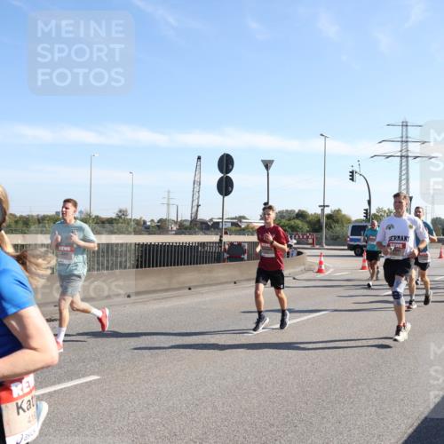 03.10.2025 - Köhlbrandbrückenlauf Julia Fischer http://msf.ph/oto/8999597 03.10.2025 12:13:07 Position 3 416 meine-sportfotos.de