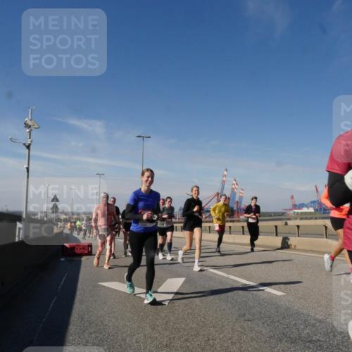 03.10.2025 - Köhlbrandbrückenlauf Matties Gatica Varas http://msf.ph/oto/8999629 03.10.2025 12:52:33 Position 2 6703 meine-sportfotos.de