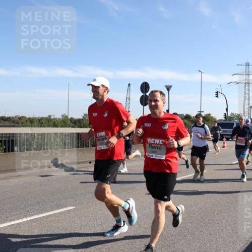 03.10.2025 - Köhlbrandbrückenlauf Julia Fischer http://msf.ph/oto/8999683 03.10.2025 12:13:21 Position 3 6655, 1, 6081 meine-sportfotos.de