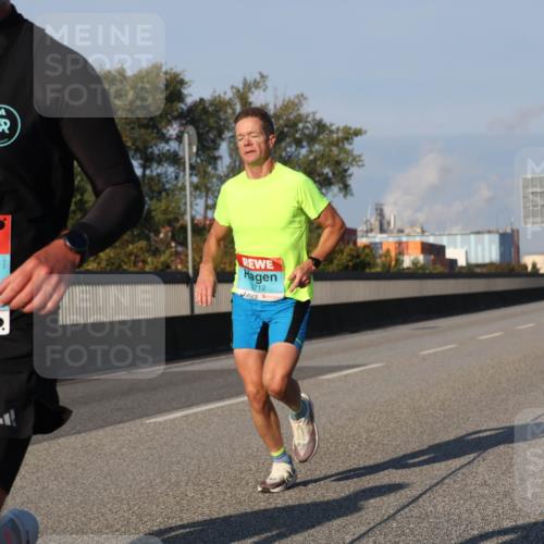 03.10.2025 - Köhlbrandbrückenlauf Luisa Fischer http://msf.ph/oto/8999708 03.10.2025 10:41:23 Position 3 3269, 3712 meine-sportfotos.de