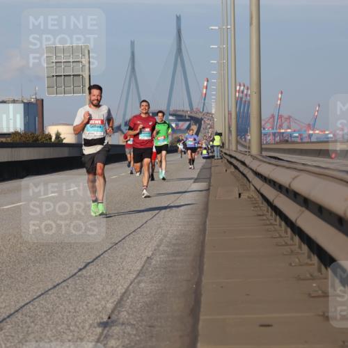 03.10.2025 - Köhlbrandbrückenlauf Luisa Fischer http://msf.ph/oto/8999730 03.10.2025 10:41:24 Position 3  meine-sportfotos.de