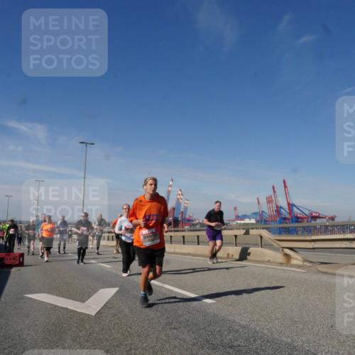 03.10.2025 - Köhlbrandbrückenlauf Matties Gatica Varas http://msf.ph/oto/8999795 03.10.2025 12:52:46 Position 2  meine-sportfotos.de