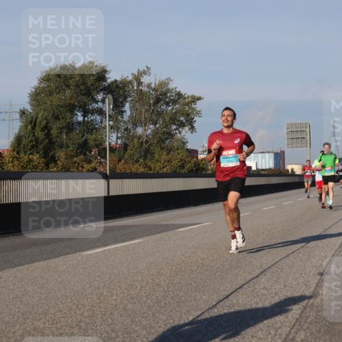 03.10.2025 - Köhlbrandbrückenlauf Luisa Fischer http://msf.ph/oto/8999832 03.10.2025 10:41:30 Position 3  meine-sportfotos.de