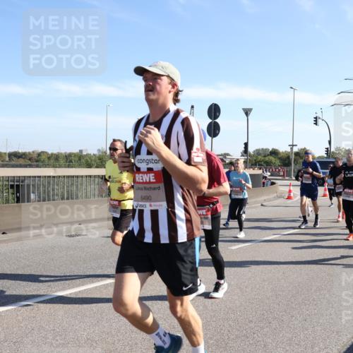 03.10.2025 - Köhlbrandbrückenlauf Julia Fischer http://msf.ph/oto/8999862 03.10.2025 12:13:48 Position 3 6490 meine-sportfotos.de