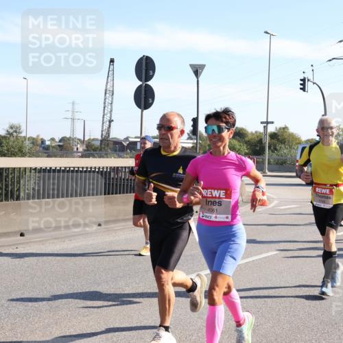 03.10.2025 - Köhlbrandbrückenlauf Julia Fischer http://msf.ph/oto/8999925 03.10.2025 12:13:59 Position 3 4061, 5799 meine-sportfotos.de