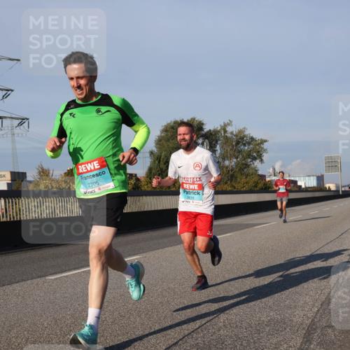 03.10.2025 - Köhlbrandbrückenlauf Luisa Fischer http://msf.ph/oto/8999955 03.10.2025 10:41:36 Position 3 2705, 3618 meine-sportfotos.de