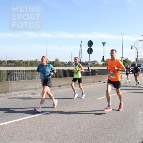 03.10.2025 - Köhlbrandbrückenlauf Julia Fischer http://msf.ph/oto/8999961 03.10.2025 12:14:03 Position 3 4119 meine-sportfotos.de