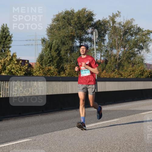 03.10.2025 - Köhlbrandbrückenlauf Luisa Fischer http://msf.ph/oto/9000000 03.10.2025 10:41:38 Position 3 1035 meine-sportfotos.de