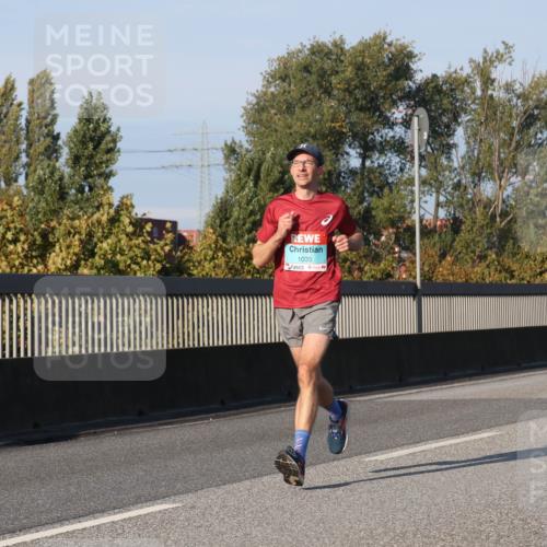 03.10.2025 - Köhlbrandbrückenlauf Luisa Fischer http://msf.ph/oto/9000010 03.10.2025 10:41:39 Position 3 1035 meine-sportfotos.de