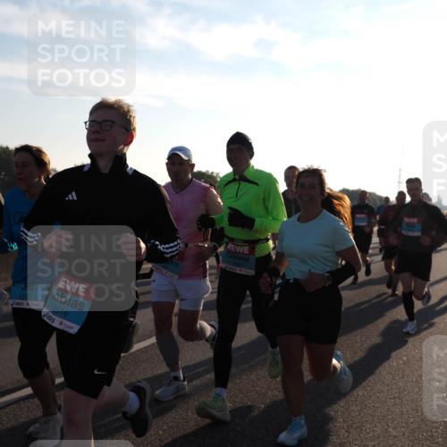 03.10.2025 - Köhlbrandbrückenlauf Fabian Wolf http://msf.ph/oto/9000069 03.10.2025 09:17:00 Position 3 3425, 3516, 280, 1091 meine-sportfotos.de
