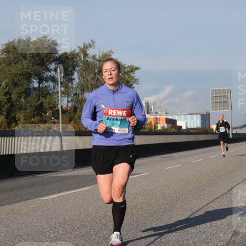 03.10.2025 - Köhlbrandbrückenlauf Luisa Fischer http://msf.ph/oto/9000078 03.10.2025 10:41:42 Position 3 3704, 9 meine-sportfotos.de