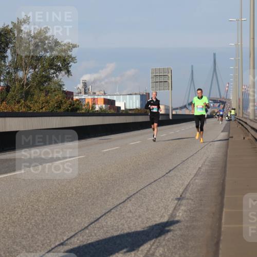 03.10.2025 - Köhlbrandbrückenlauf Luisa Fischer http://msf.ph/oto/9000098 03.10.2025 10:41:43 Position 3  meine-sportfotos.de