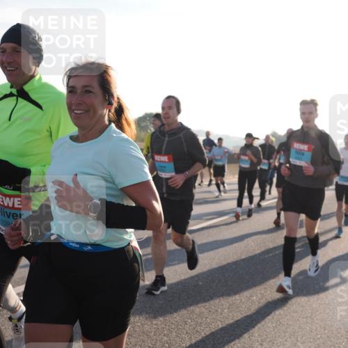 03.10.2025 - Köhlbrandbrückenlauf Fabian Wolf http://msf.ph/oto/9000100 03.10.2025 09:17:01 Position 3 1091 meine-sportfotos.de
