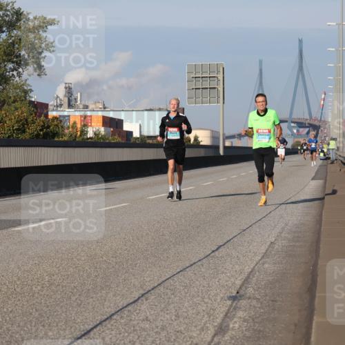03.10.2025 - Köhlbrandbrückenlauf Luisa Fischer http://msf.ph/oto/9000120 03.10.2025 10:41:44 Position 3  meine-sportfotos.de