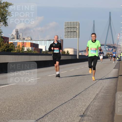 03.10.2025 - Köhlbrandbrückenlauf Luisa Fischer http://msf.ph/oto/9000124 03.10.2025 10:41:44 Position 3 3262 meine-sportfotos.de