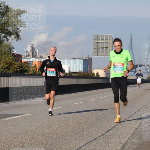 03.10.2025 - Köhlbrandbrückenlauf Luisa Fischer http://msf.ph/oto/9000150 03.10.2025 10:41:46 Position 3 1029, 3262 meine-sportfotos.de