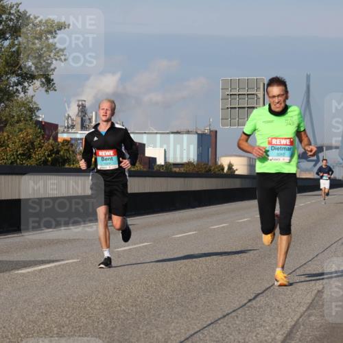 03.10.2025 - Köhlbrandbrückenlauf Luisa Fischer http://msf.ph/oto/9000161 03.10.2025 10:41:46 Position 3 3262 meine-sportfotos.de