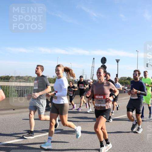 03.10.2025 - Köhlbrandbrückenlauf Julia Fischer http://msf.ph/oto/9000177 03.10.2025 12:14:45 Position 3 4396, 4246 meine-sportfotos.de