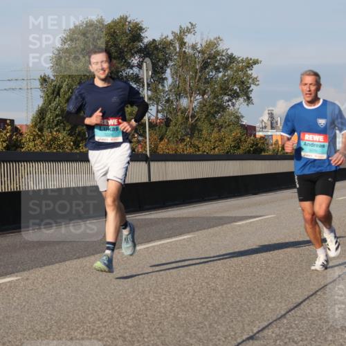 03.10.2025 - Köhlbrandbrückenlauf Luisa Fischer http://msf.ph/oto/9000230 03.10.2025 10:42:03 Position 3 3226, 3078 meine-sportfotos.de