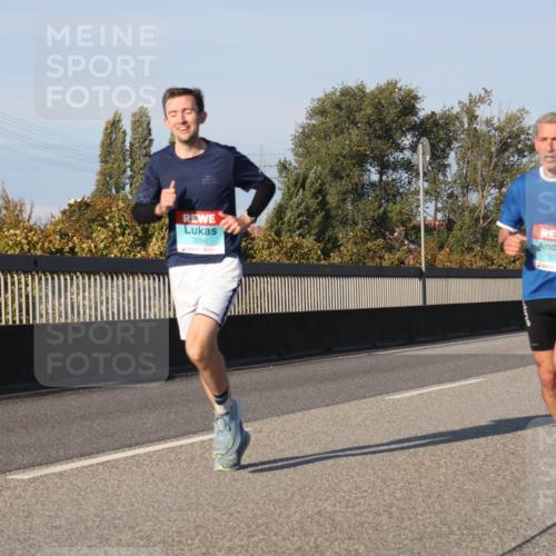 03.10.2025 - Köhlbrandbrückenlauf Luisa Fischer http://msf.ph/oto/9000244 03.10.2025 10:42:04 Position 3 3226, 3078 meine-sportfotos.de