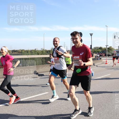 03.10.2025 - Köhlbrandbrückenlauf Julia Fischer http://msf.ph/oto/9000249 03.10.2025 12:14:53 Position 3 6824, 4334 meine-sportfotos.de
