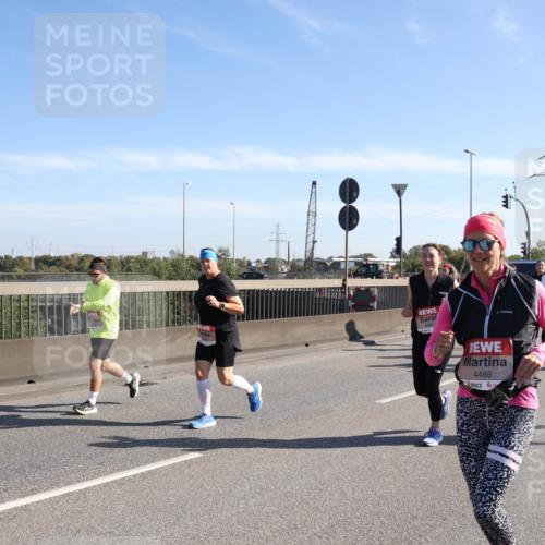 03.10.2025 - Köhlbrandbrückenlauf Julia Fischer http://msf.ph/oto/9000260 03.10.2025 12:14:54 Position 3 4467, 4488 meine-sportfotos.de