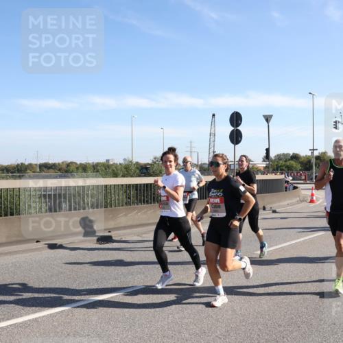 03.10.2025 - Köhlbrandbrückenlauf Julia Fischer http://msf.ph/oto/9000266 03.10.2025 12:14:56 Position 3 6601, 5747 meine-sportfotos.de