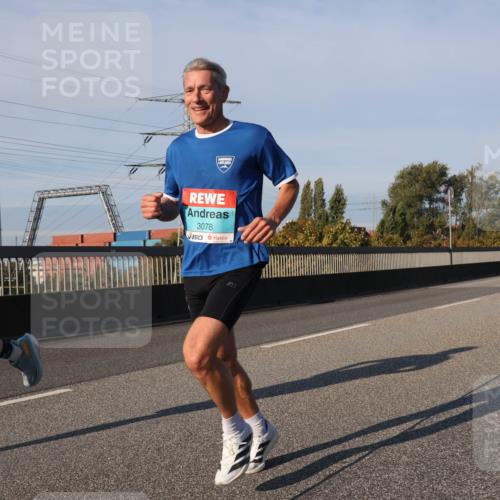 03.10.2025 - Köhlbrandbrückenlauf Luisa Fischer http://msf.ph/oto/9000277 03.10.2025 10:42:05 Position 3 3078 meine-sportfotos.de