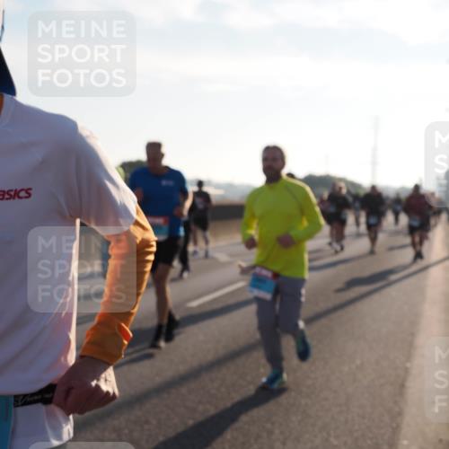 03.10.2025 - Köhlbrandbrückenlauf Fabian Wolf http://msf.ph/oto/9000286 03.10.2025 09:17:04 Position 3 3426 meine-sportfotos.de