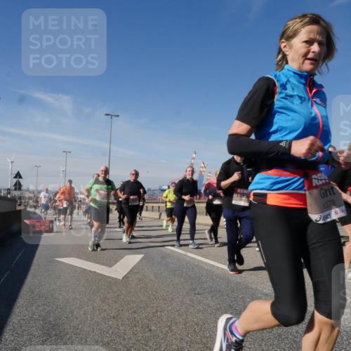 03.10.2025 - Köhlbrandbrückenlauf Matties Gatica Varas http://msf.ph/oto/9000386 03.10.2025 12:53:29 Position 2 6378 meine-sportfotos.de