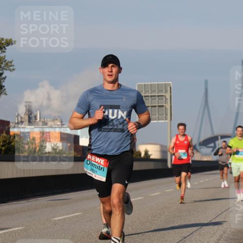 03.10.2025 - Köhlbrandbrückenlauf Luisa Fischer http://msf.ph/oto/9000392 03.10.2025 10:42:26 Position 3 024, 2831 meine-sportfotos.de