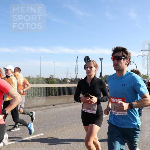 03.10.2025 - Köhlbrandbrückenlauf Julia Fischer http://msf.ph/oto/9000437 03.10.2025 12:15:18 Position 3 6821, 67221 meine-sportfotos.de