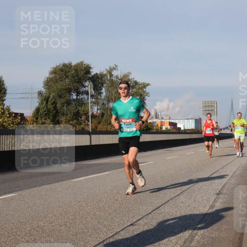 03.10.2025 - Köhlbrandbrückenlauf Luisa Fischer http://msf.ph/oto/9000439 03.10.2025 10:42:28 Position 3 1268 meine-sportfotos.de