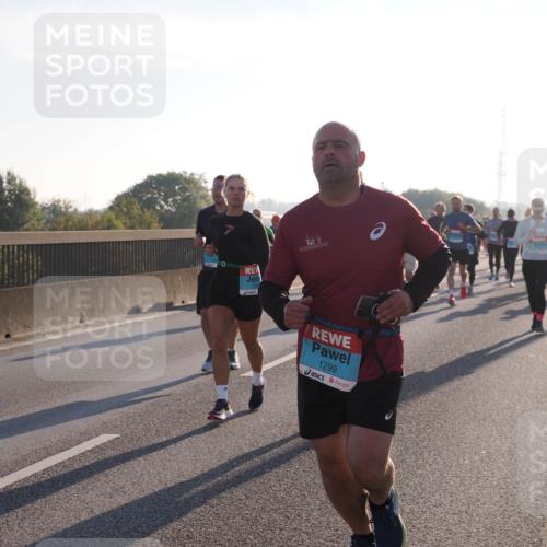03.10.2025 - Köhlbrandbrückenlauf Fabian Wolf http://msf.ph/oto/9000442 03.10.2025 09:17:08 Position 3 1299 meine-sportfotos.de