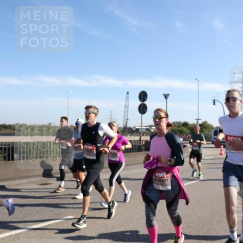 03.10.2025 - Köhlbrandbrückenlauf Julia Fischer http://msf.ph/oto/9000502 03.10.2025 12:15:25 Position 3  meine-sportfotos.de