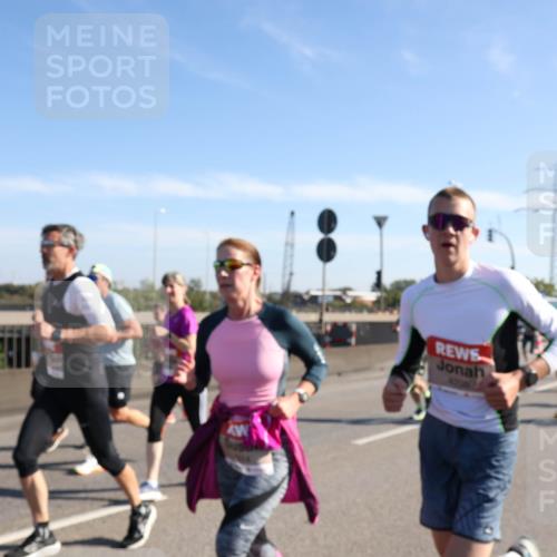 03.10.2025 - Köhlbrandbrückenlauf Julia Fischer http://msf.ph/oto/9000508 03.10.2025 12:15:25 Position 3  meine-sportfotos.de