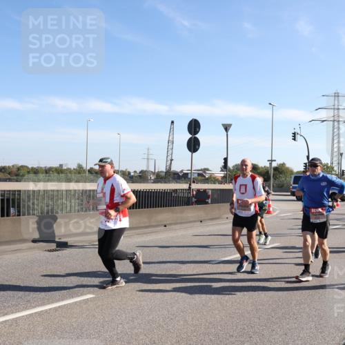 03.10.2025 - Köhlbrandbrückenlauf Julia Fischer http://msf.ph/oto/9000599 03.10.2025 12:15:41 Position 3  meine-sportfotos.de