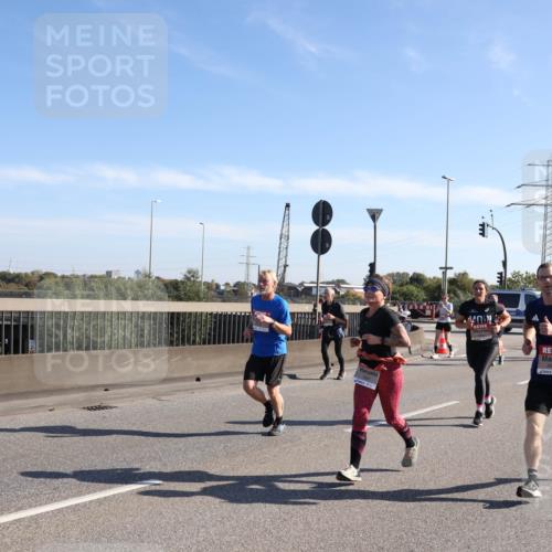 03.10.2025 - Köhlbrandbrückenlauf Julia Fischer http://msf.ph/oto/9000681 03.10.2025 12:15:47 Position 3 212 meine-sportfotos.de