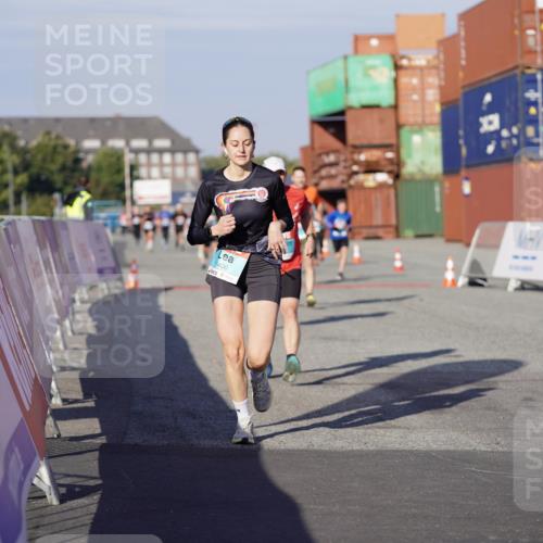03.10.2025 - Köhlbrandbrückenlauf Michael Burmester http://msf.ph/oto/9000699 03.10.2025 10:04:59 Ziel 1211, 1302, 1406, 1477, 1622, 1944, 3741, 3812 meine-sportfotos.de
