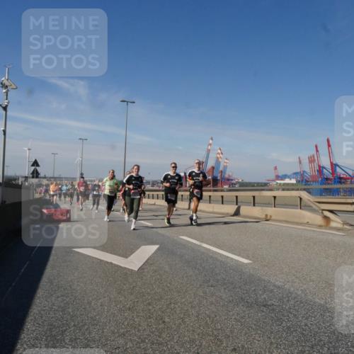 03.10.2025 - Köhlbrandbrückenlauf Matties Gatica Varas http://msf.ph/oto/9000720 03.10.2025 12:53:52 Position 2  meine-sportfotos.de
